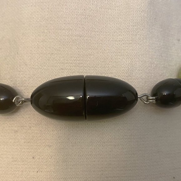 ANGELA CAPUTI Brown & Green Resin Two Strand Necklace - Picture 7 of 7